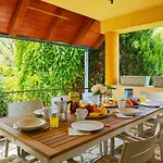 Albizia By Interhome بالاتونفوريد