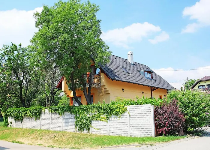 Albizia By Interhome