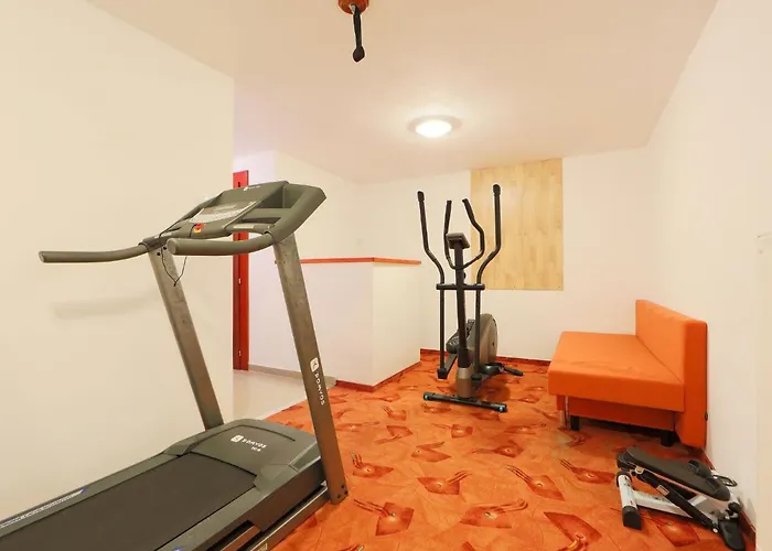 Albizia By Interhome