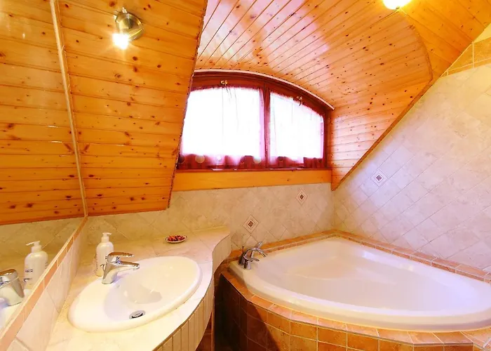 Albizia By Interhome *